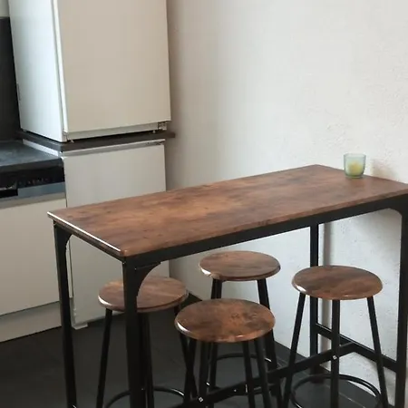 Anna Mit Gemeinschaftskueche Im Zentrum Von Homestay *
