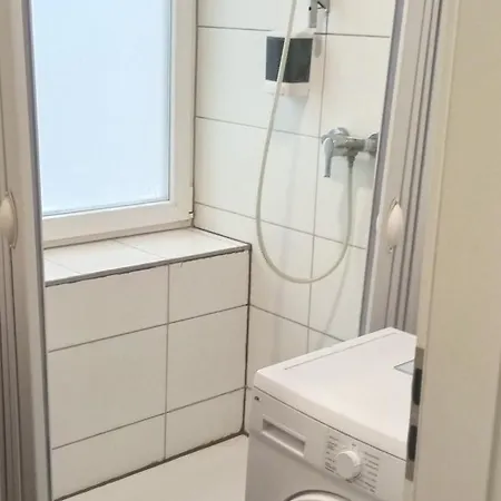 Homestay Anna Mit Gemeinschaftskueche Im Zentrum Von *